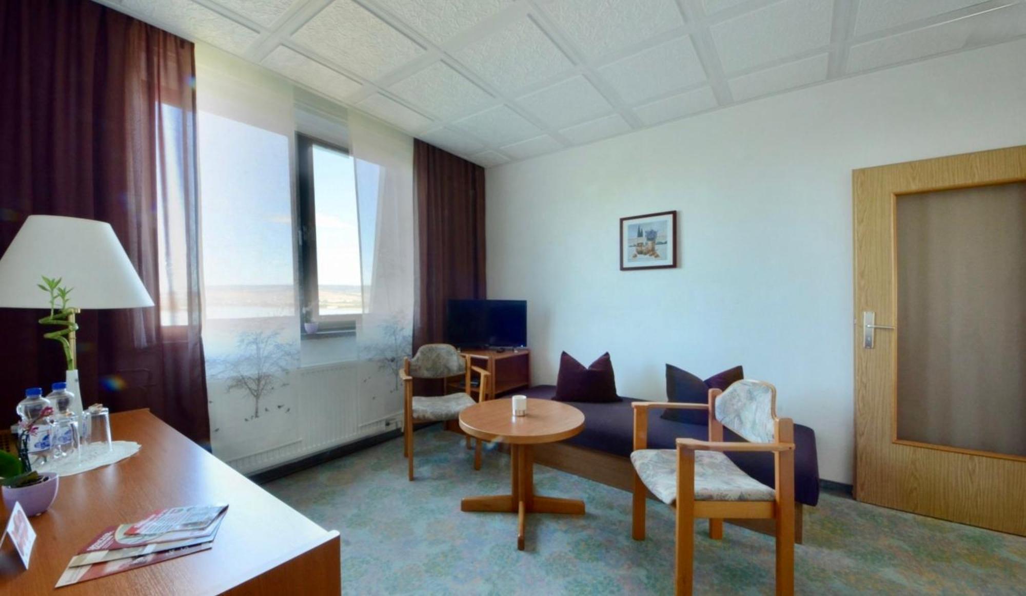 Land-Gut-Hotel Barbarossa เคลบรา ภายนอก รูปภาพ