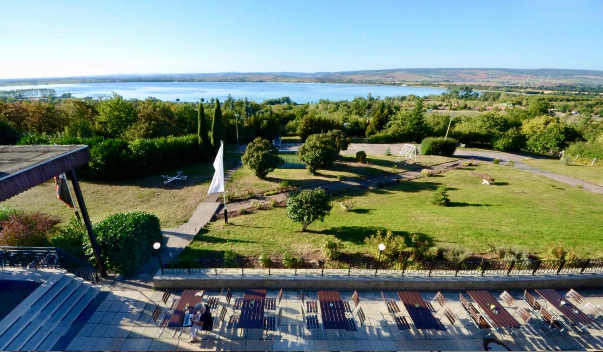 Land-Gut-Hotel Barbarossa เคลบรา ภายนอก รูปภาพ