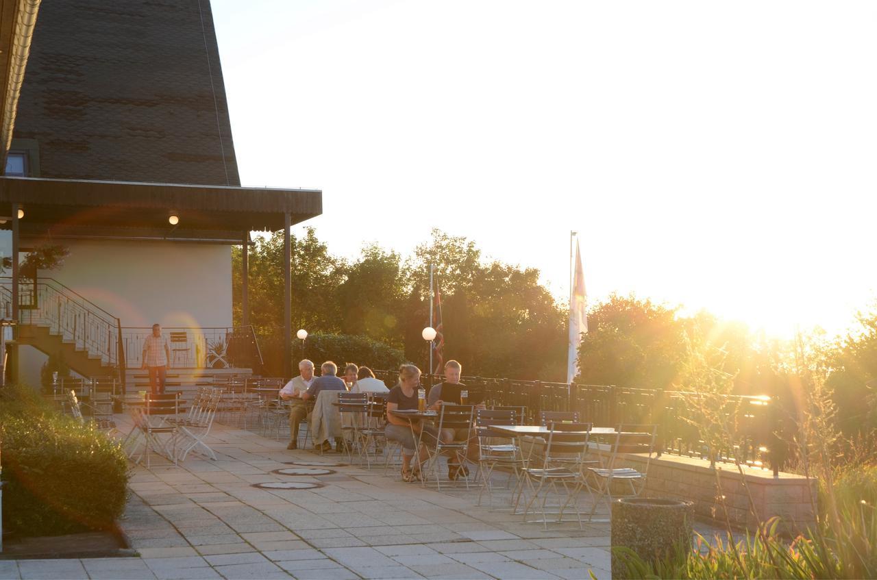 Land-Gut-Hotel Barbarossa เคลบรา ภายนอก รูปภาพ