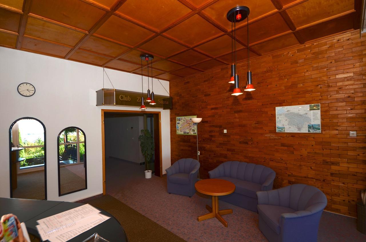 Land-Gut-Hotel Barbarossa เคลบรา ภายนอก รูปภาพ